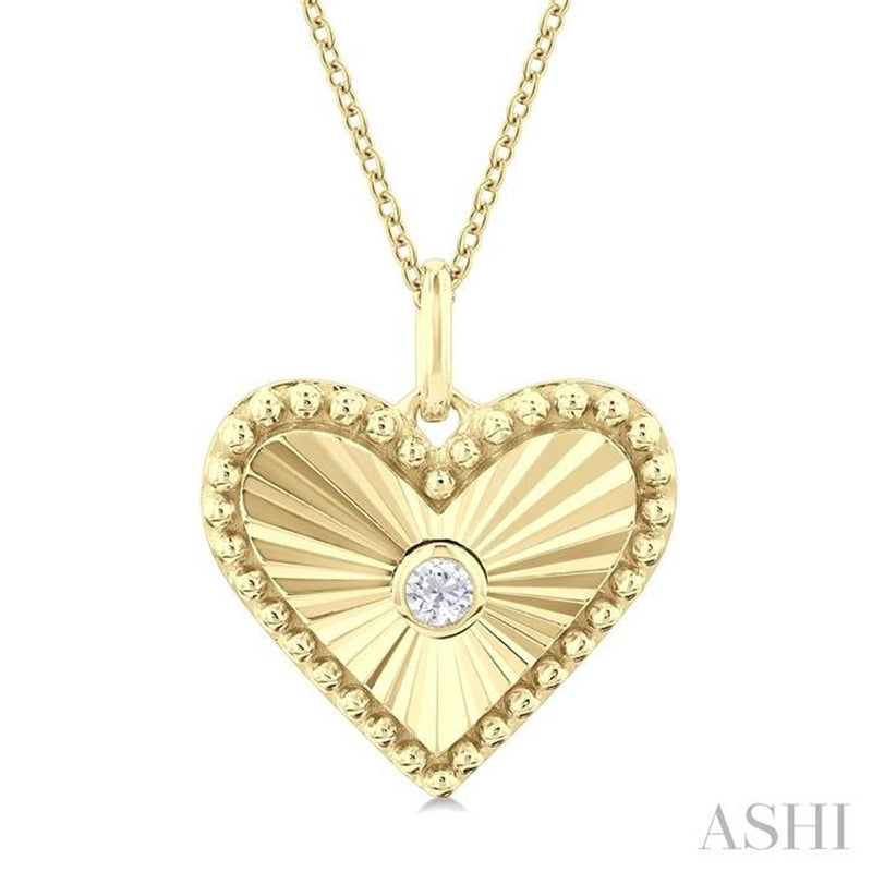Davis Classics 14k Yellow Gold Fluted Heart Medallion Pendant Necklace