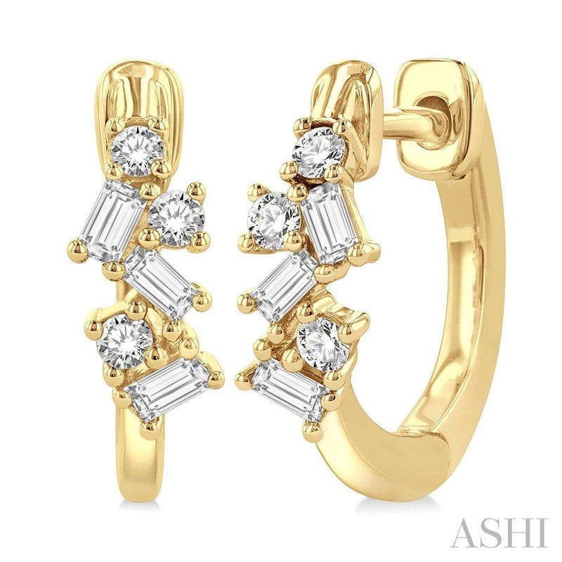 Davis Classics 14k Yellow Gold Scattered Design Diamond Huggie Hoop Earrings