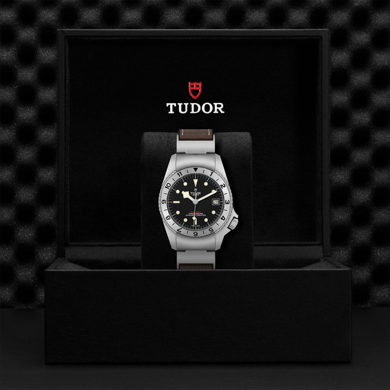 Tudor black bay p01 price hotsell