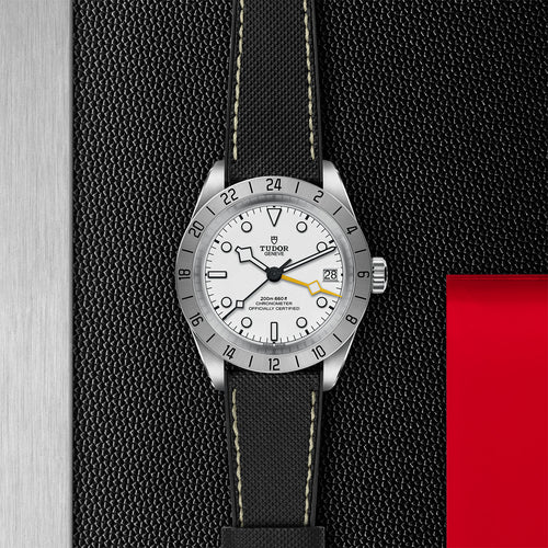 TUDOR Black Bay Pro