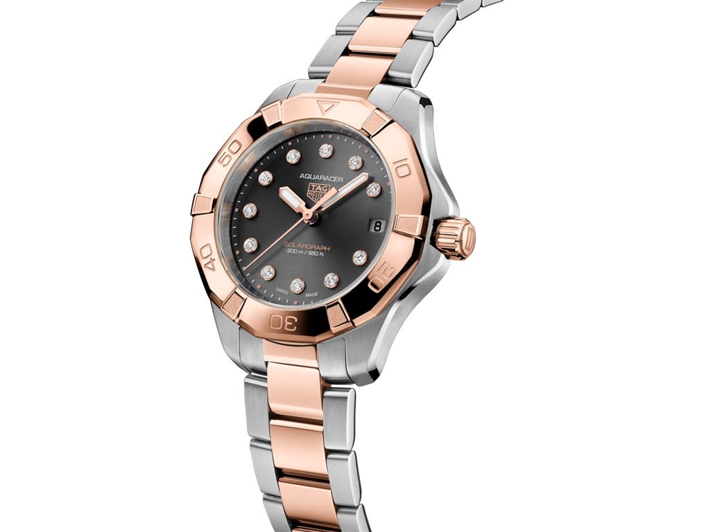 TAG Heuer Aquaracer Professional 200 Solargraph Watch