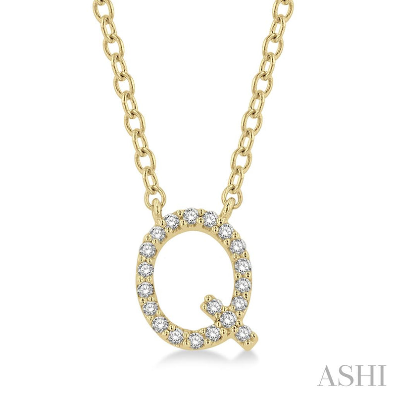 Davis Classics 14k Yellow Gold Diamond Initial "Q" Pendant Necklace